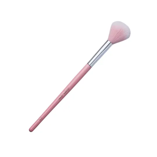 Pincel profissional para contorno e iluminador Ruby Anjo