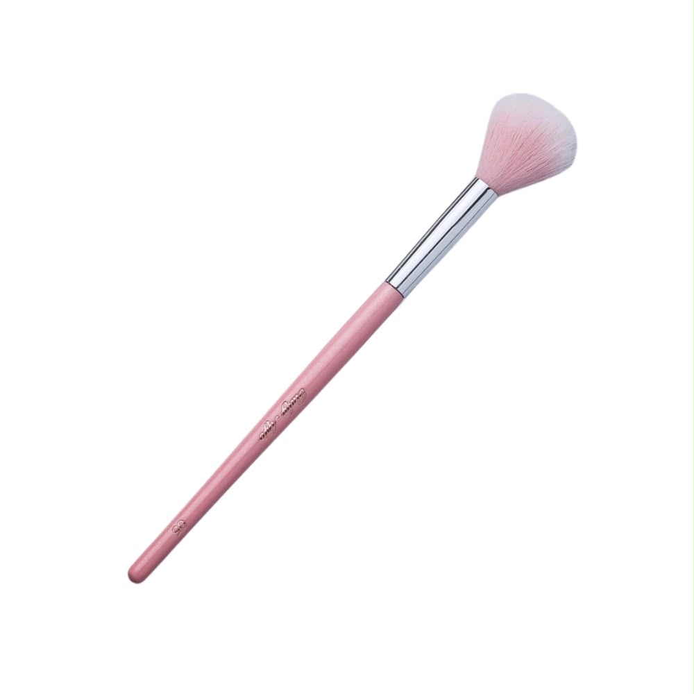Pincel profissional para contorno e iluminador Ruby Anjo